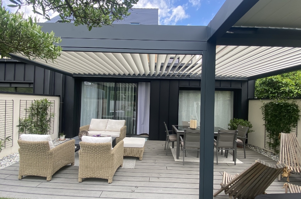 Réalisation de Stores Nantais : double pergola