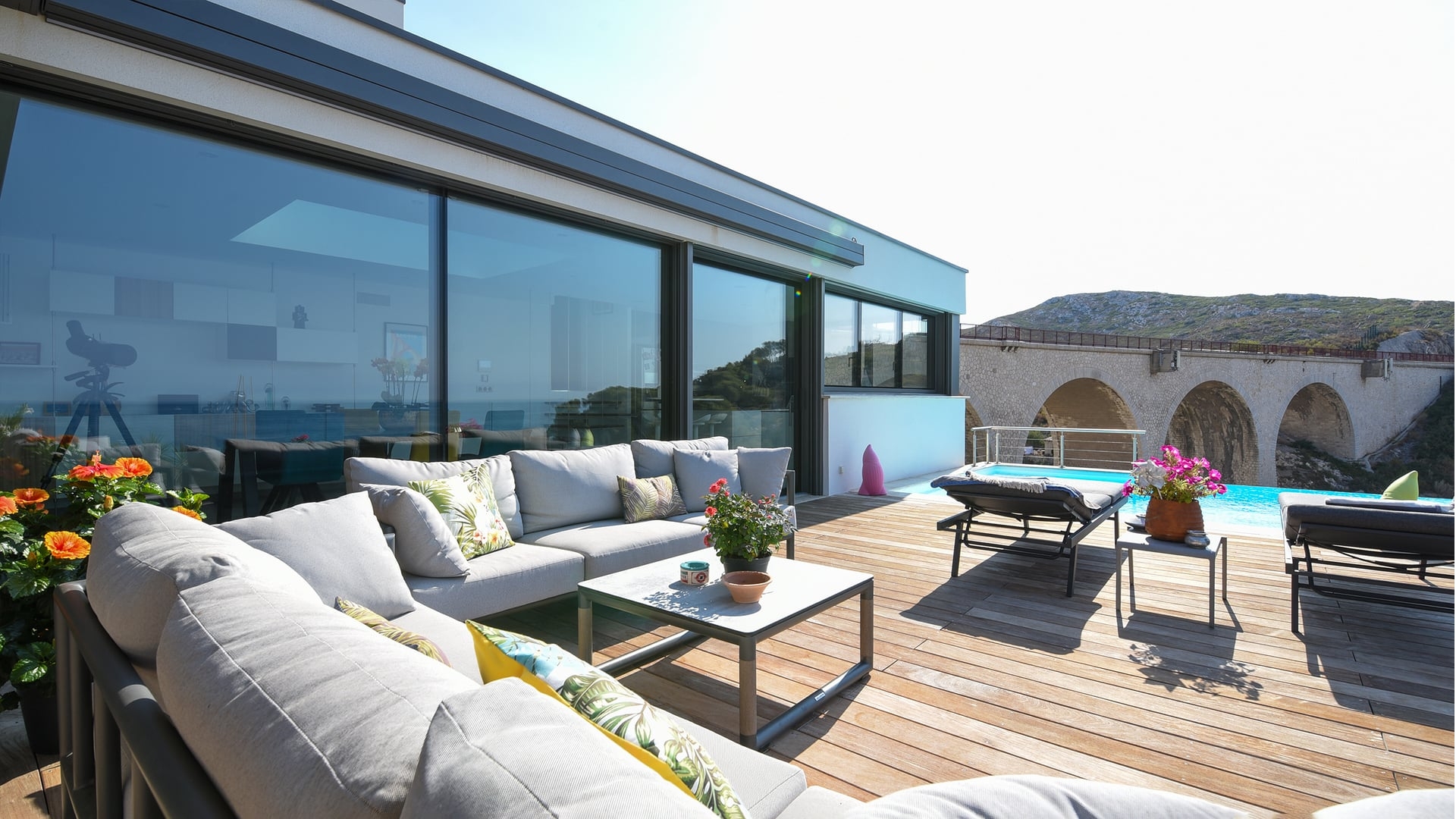 Fenêtre alu Linconyl extérieur terrasse