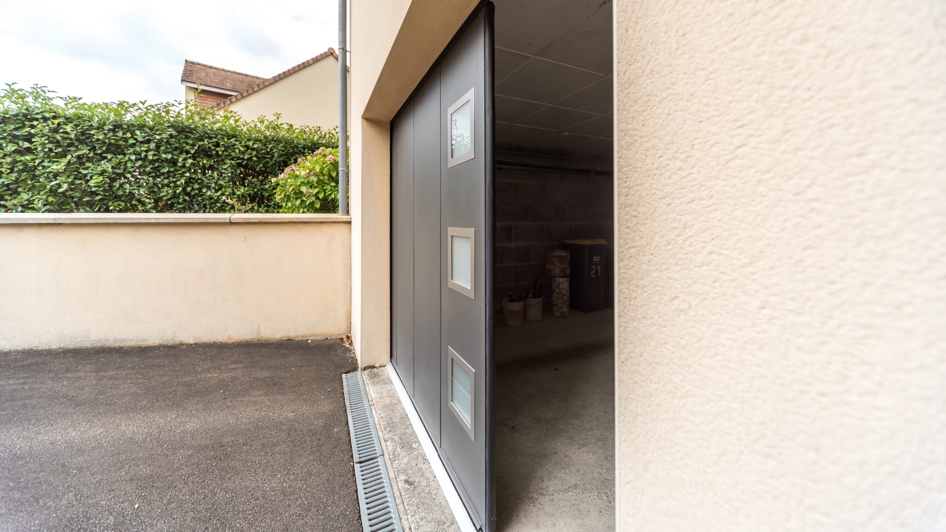 Porte de garage coulissante Linconyl ouverte