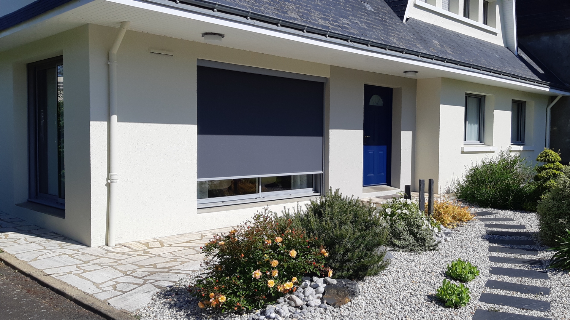 Store vertical fenêtre Linconyl maison